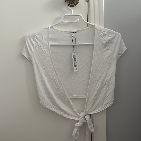 Garage Wrap T-Shirt - Picture 1 of 1